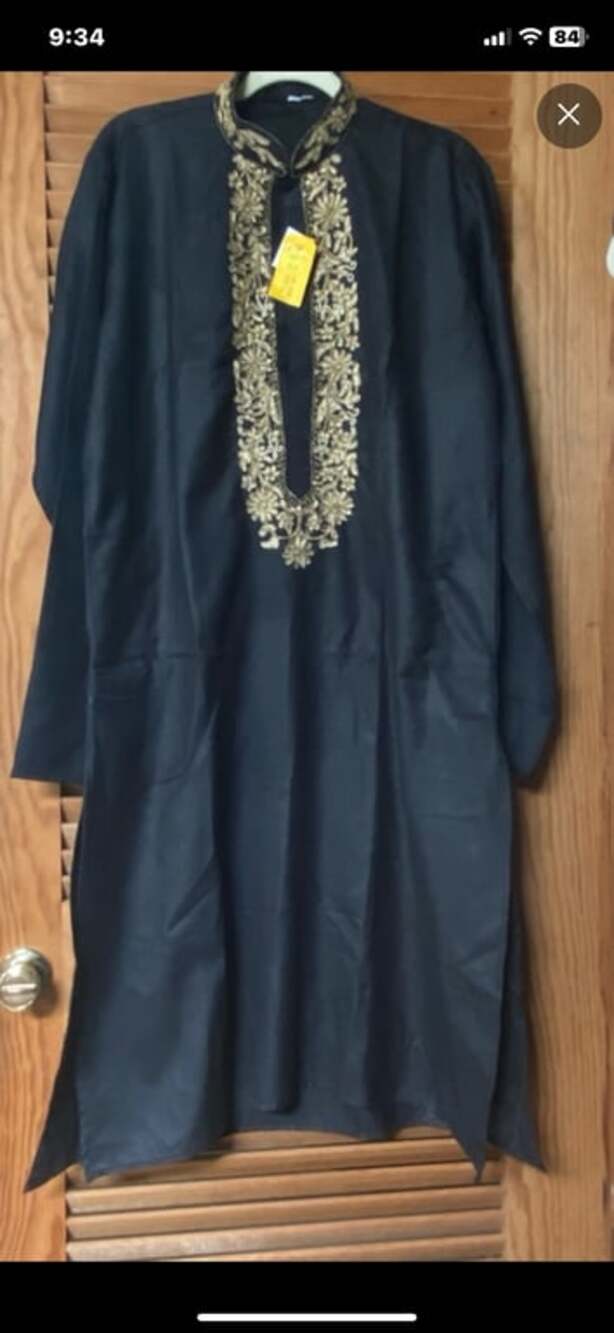 Elegant Black Embroidered Kurta NWT